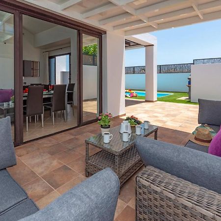 Villa Janubio By Villa Plus Плая Бланка Екстериор снимка
