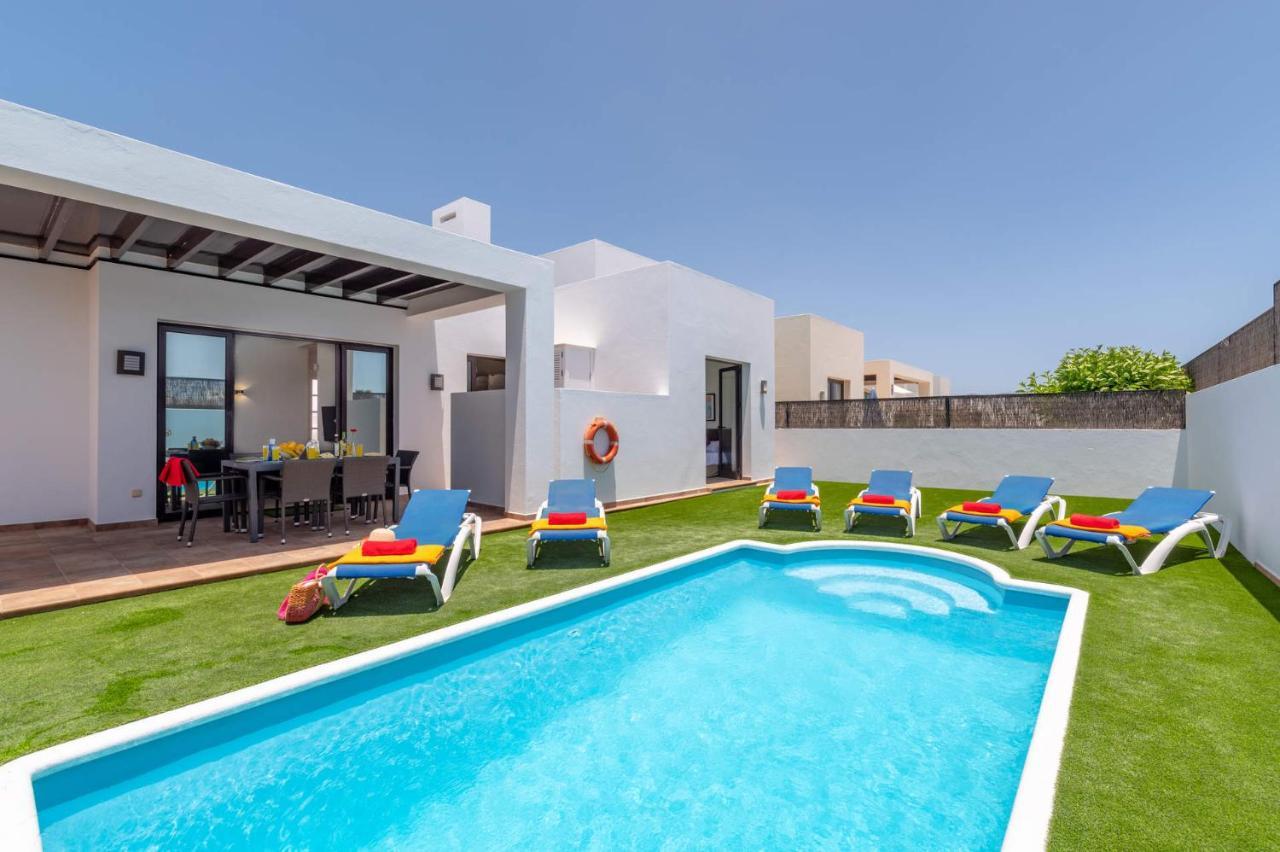 Villa Janubio By Villa Plus Плая Бланка Екстериор снимка