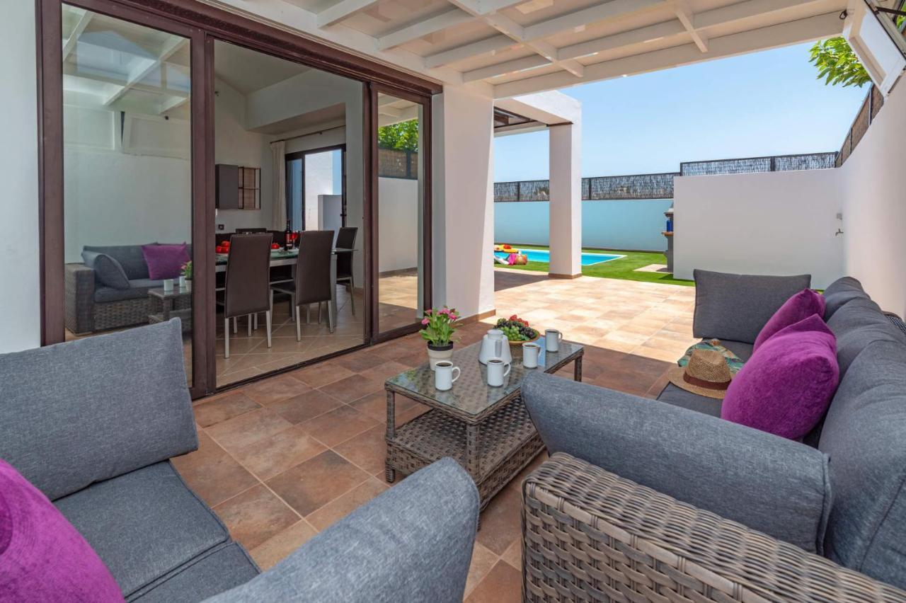 Villa Janubio By Villa Plus Плая Бланка Екстериор снимка